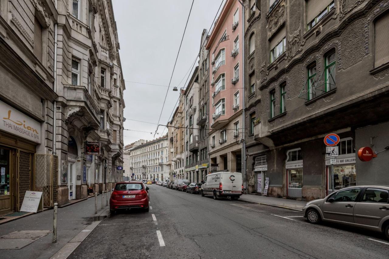 Downtown Charm In ブダペスト エクステリア 写真